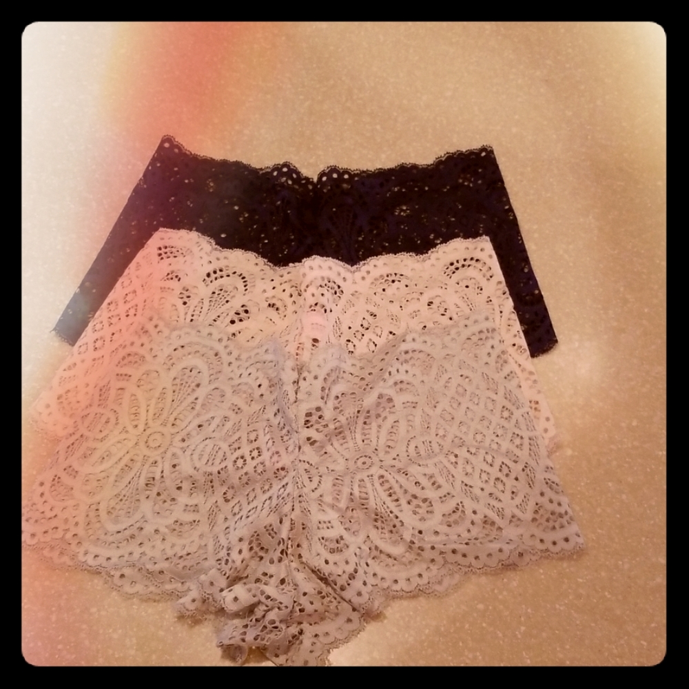 Brand New without tags (gift) 3pk Lace Hipsters